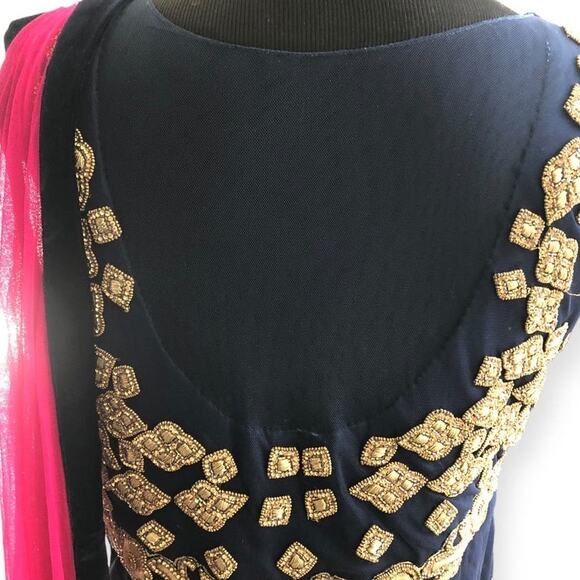 Indo-Western Gown with Attached Dupatta Gold Embellished Size Large - Picture 11 of 13